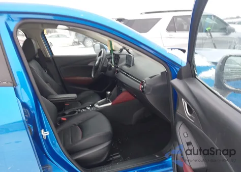 2016 Mazda Cx-3 Touring z USA, uszkodzony, nr VIN JM1DKBC78G0112586